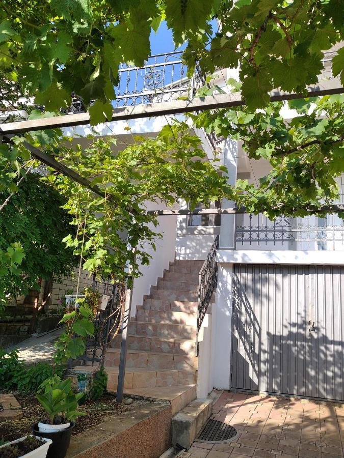 Aparttoni Dobrá Voda Exterior foto