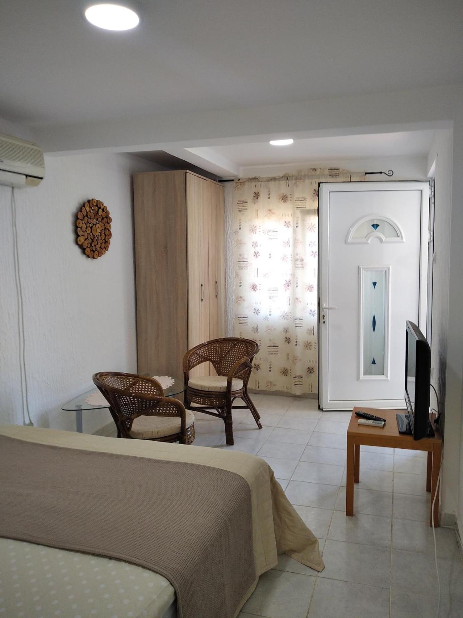 Aparttoni Dobrá Voda Exterior foto